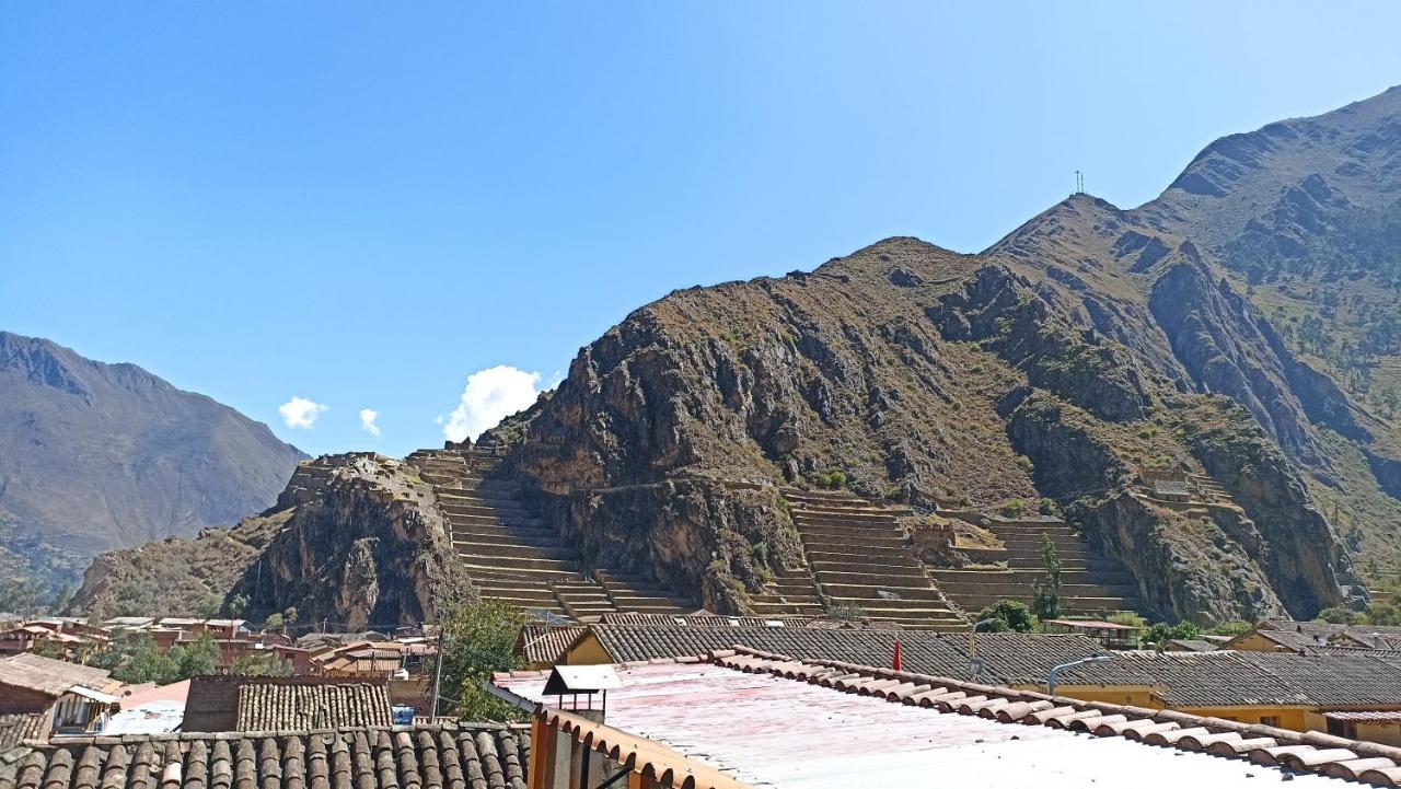 Los Apus Ollantaytambo Luaran gambar