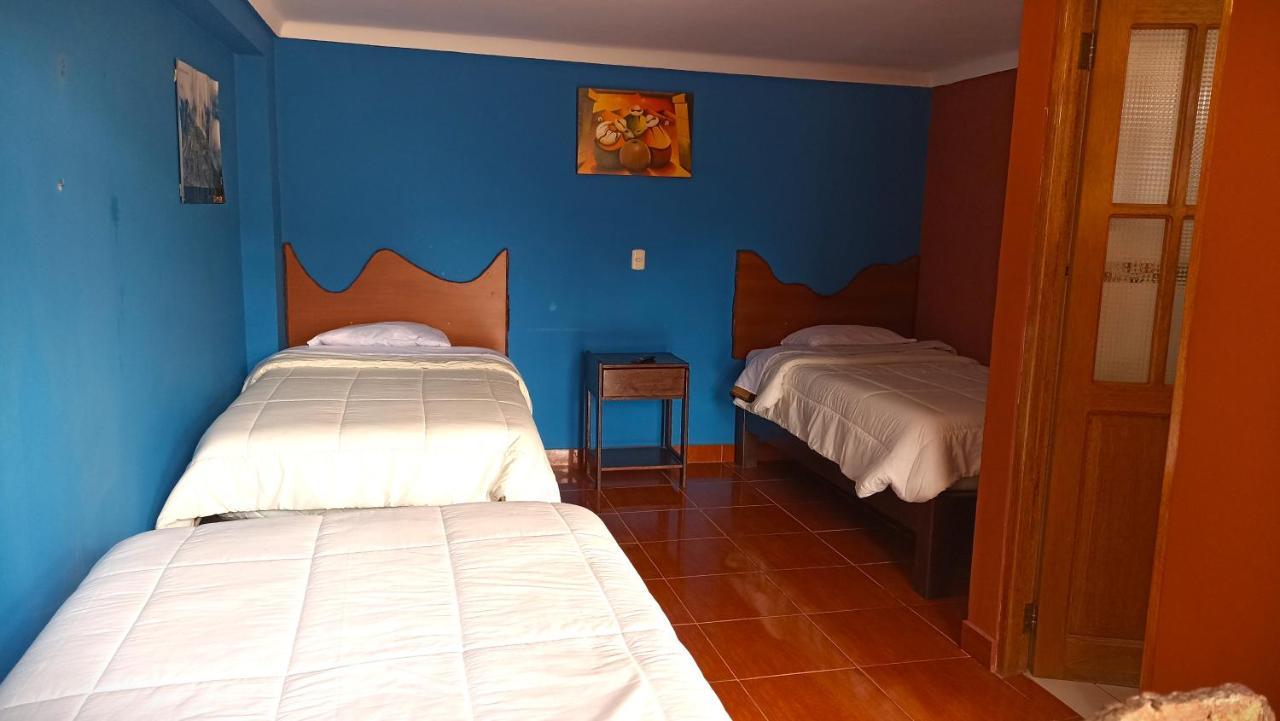 Los Apus Ollantaytambo Luaran gambar